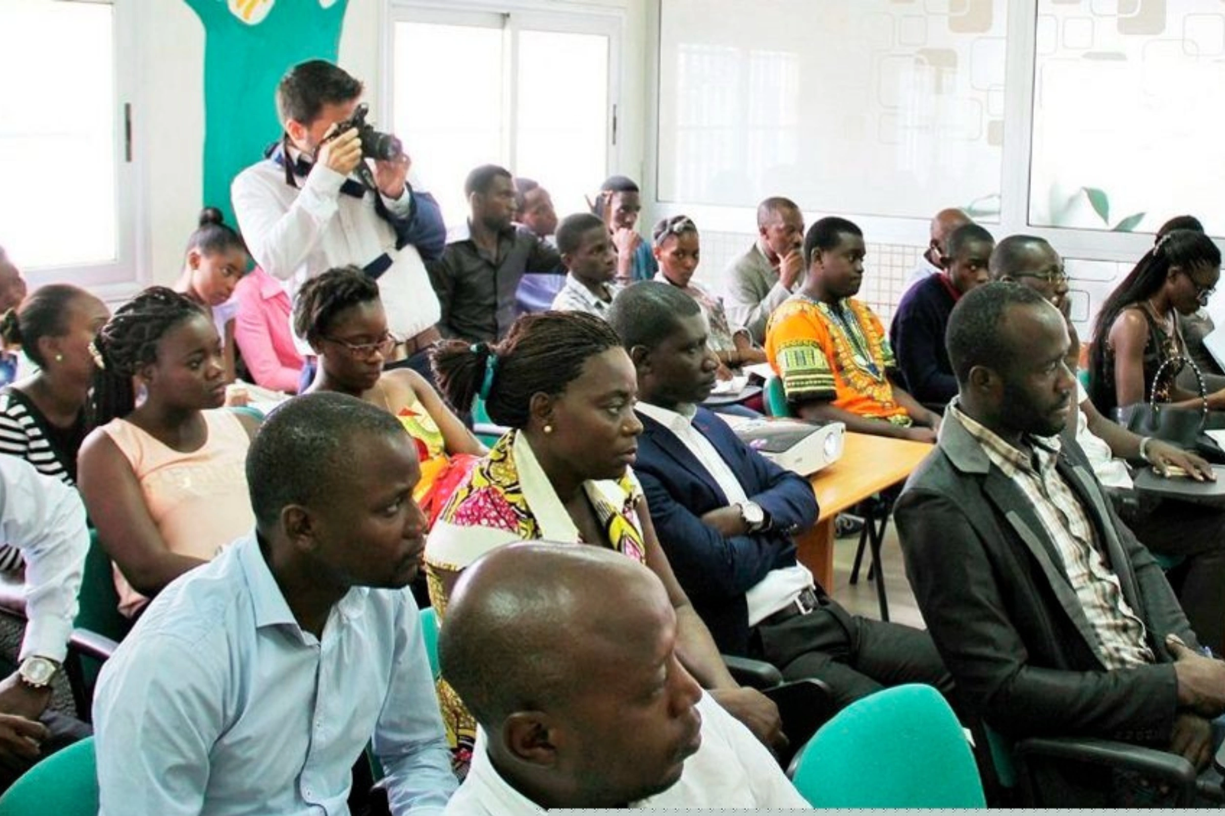 Vue sur de jeunes entrepreneurs