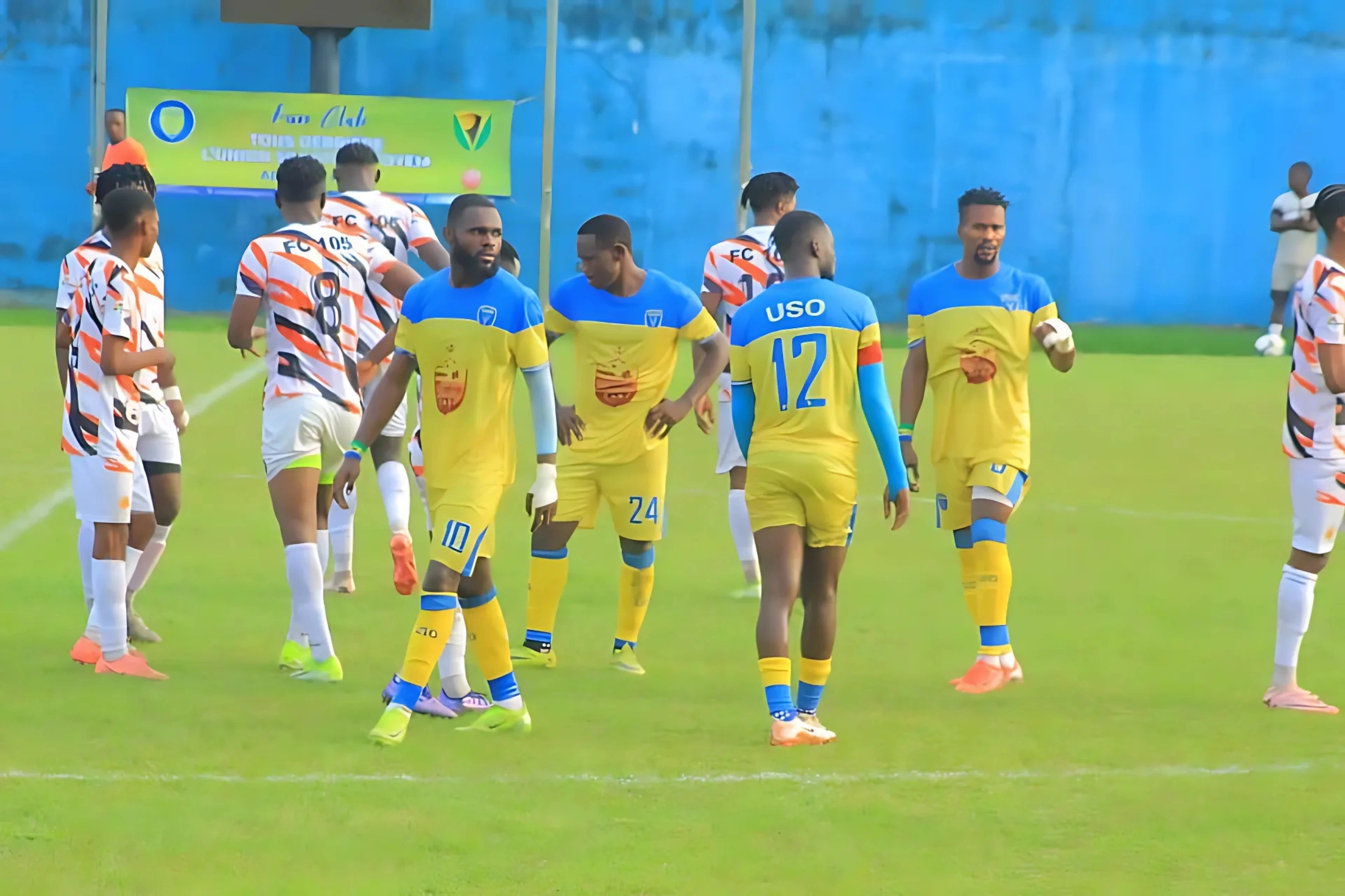 L'US Oyem (USO) face au FC 105 de Libreville lors de la 4e journée du National-Foot 1. © DR