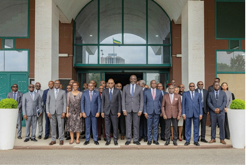 Ce programme structurant prévoit 165 000 emplois à travers le développement du port, du chemin de fer et du secteur énergétique. © DR