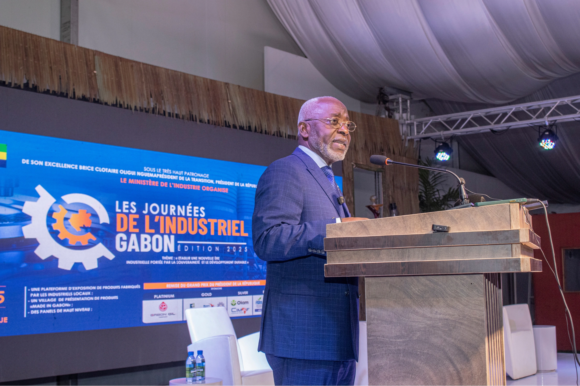 Me Lubin Ntoutoume, Ministre de l'industrie