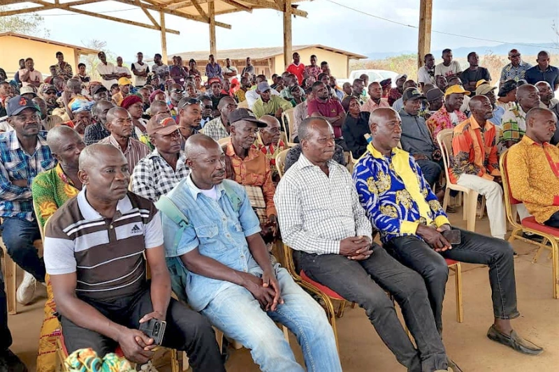 Les populations de Moulengui-Binza