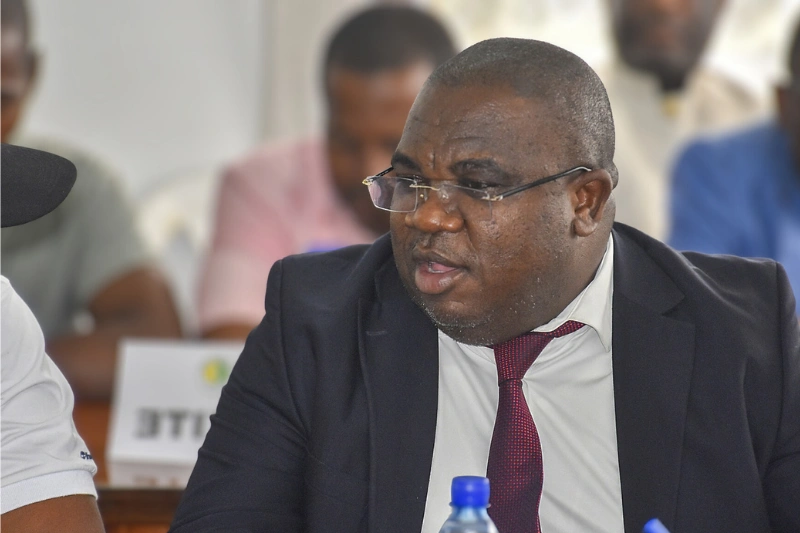 Gilbert Mezui Ngoua, récemment nommé président d’Oyem AC