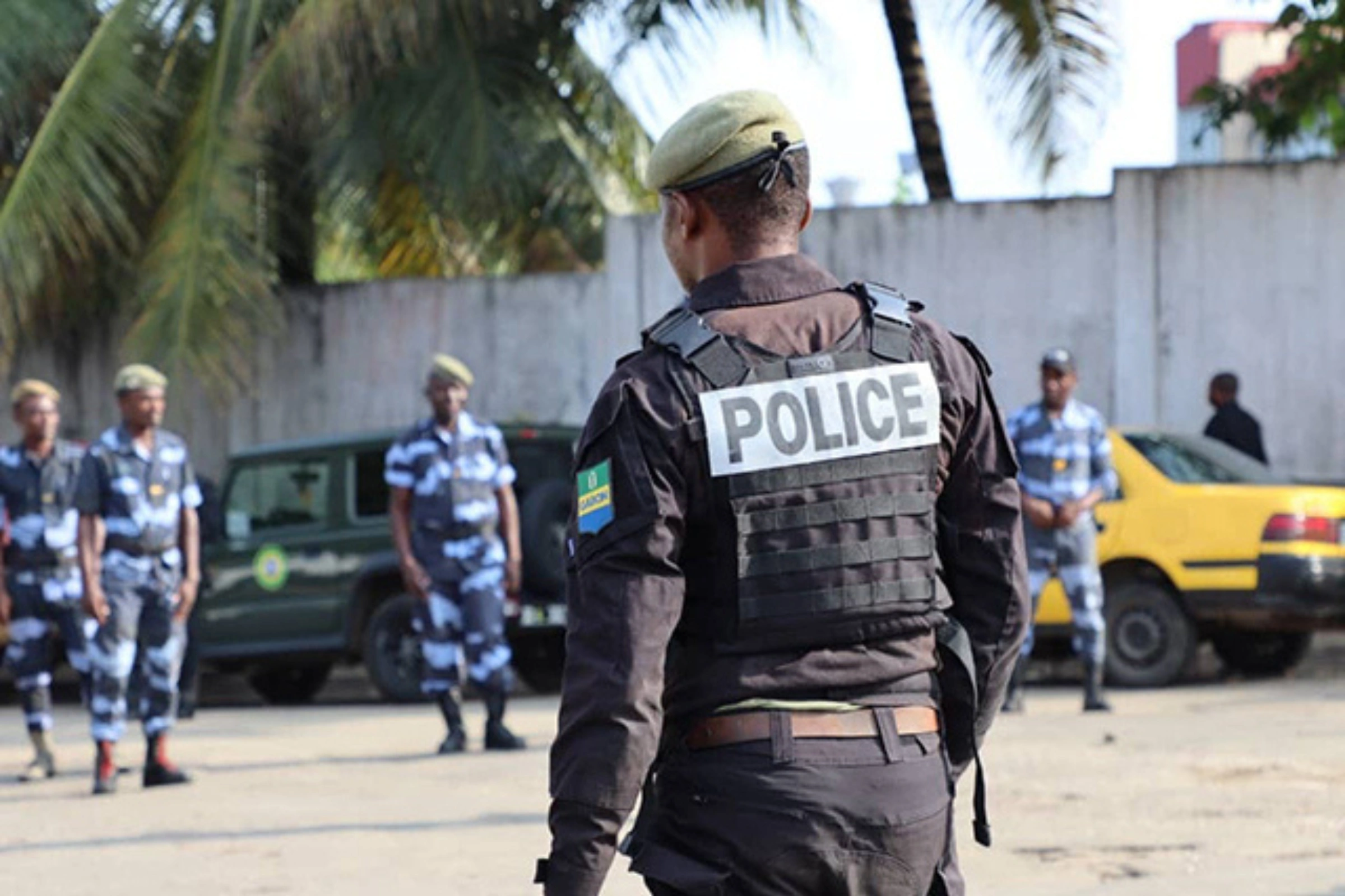 La vente des drogues et autres stupéfiants est une pratique courante au Gabon.