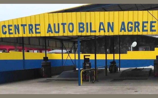 Un centre agréé de visite technique à Libreville © DR