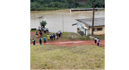 Mimongo : le lycée Alexandre-Madoungou-Mbari dans l'eau
