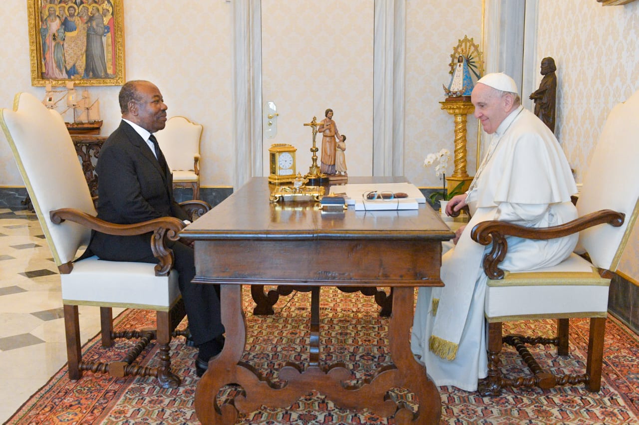 Diplomatie : Ali Bongo Ondimba s’entretient avec Sa Sainteté le Pape François