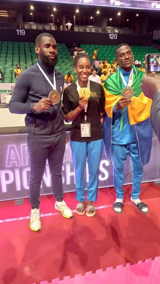 Les trois médaillés au terme de la compétition à Dakar au Sénégal
