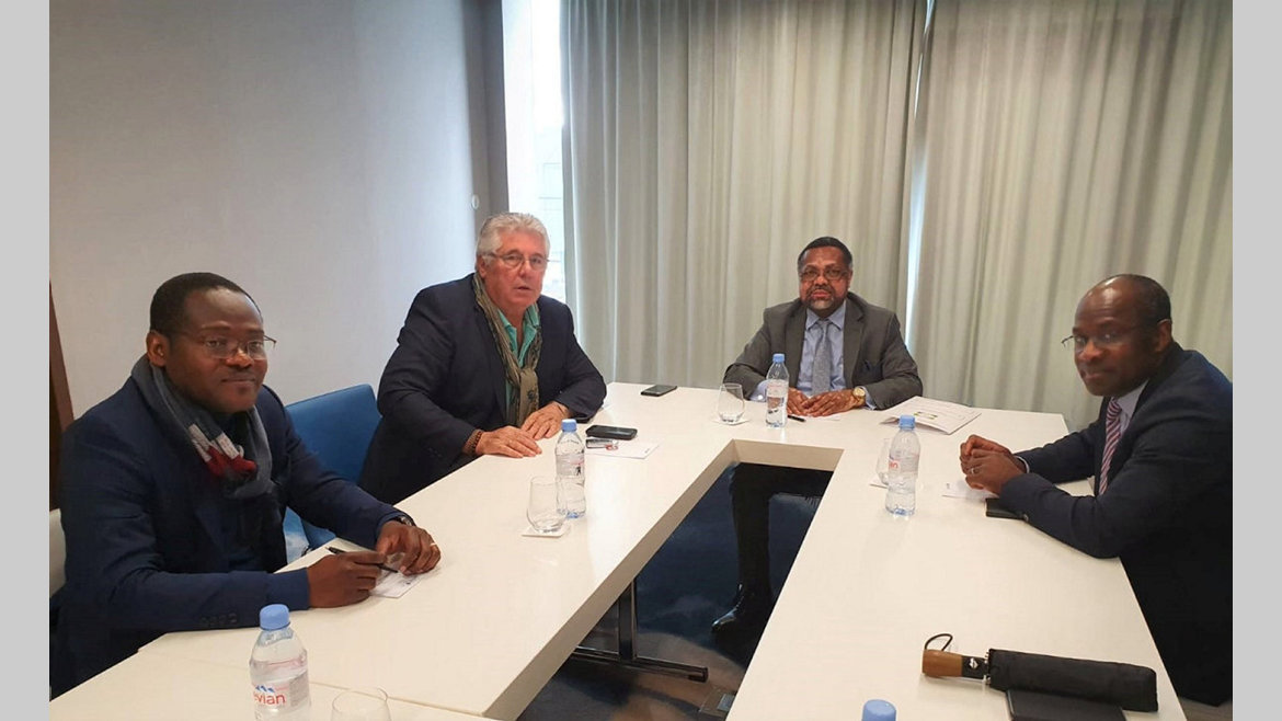 Diplomatie : Flavien Enongoue échange avec l'adjoint au maire de Bordeaux