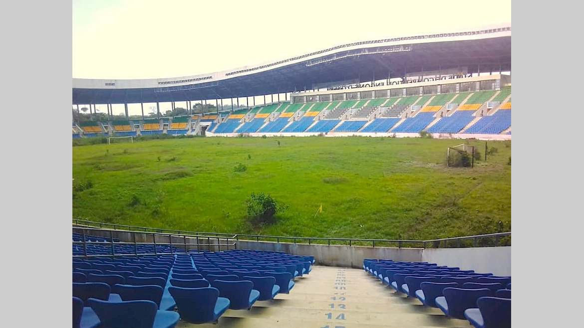 Football : Le stade d’Oyem désormais sous surveillance militaire