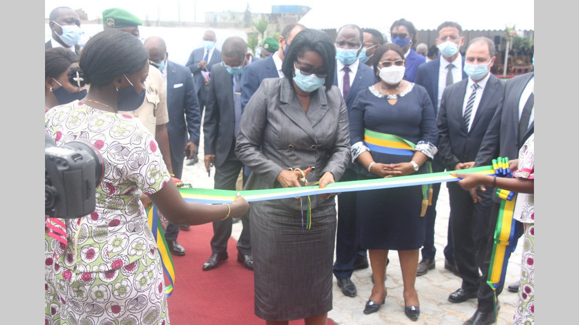 Cimaf-Gabon : la cheffe du gouvernement inaugure la deuxième ligne de production