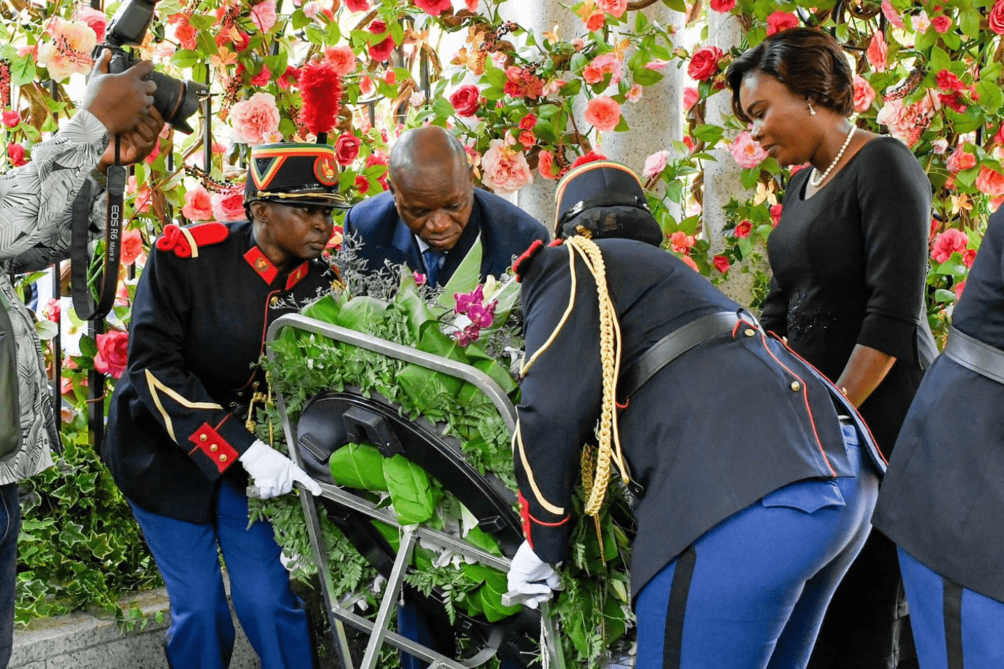 Hommage du président Oligui Nguema a feue Edith Bongo Ondimba