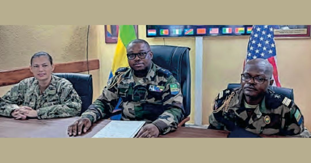 point-presse animée par le contre-amiral Charles Bekale Meyong, chef d’État-major de la Marine nationale hier à Libreville.