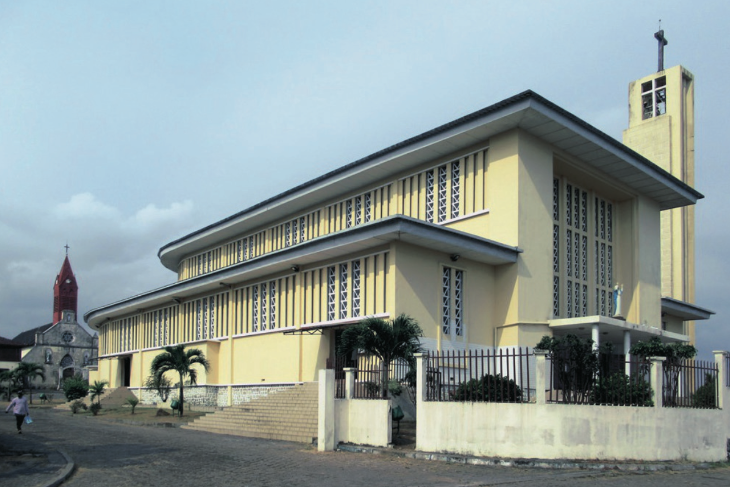 Vue de la cathédrale Sainte Marie de Libreville