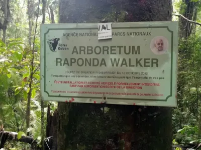 Arboretum Raponda Walker