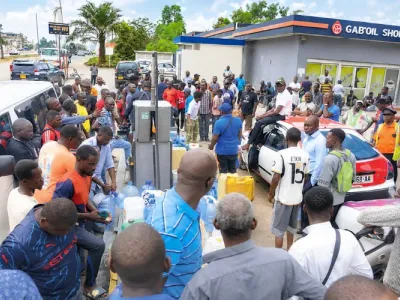 Les automobilistes ont vécu un vendredi noir dans les stations-service du Grand Libreville. 