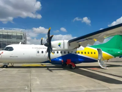 Avion de la compagnie Fly Gabon