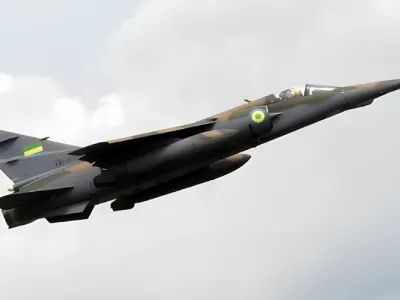 Bosch et le Gabon s’affrontent sur la livraison supposée d’avions militaires.