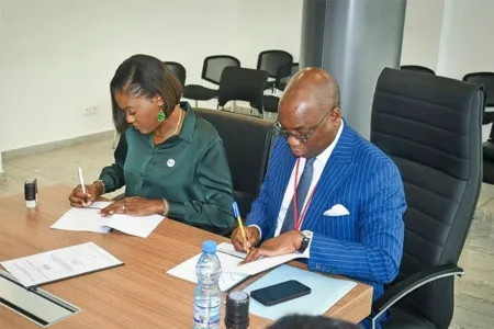 Une vue de la signature de la convention