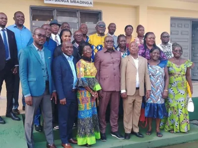 Les conseillers municipaux à l’issue du vote du budget primitif de la commune de Tchibanga