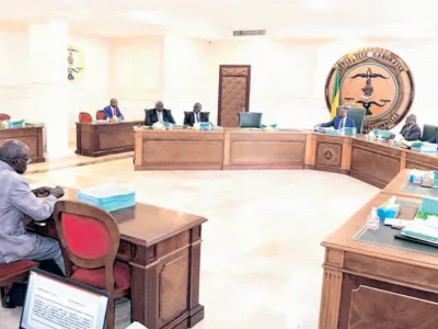 Jugement devant la cour constitutionnelle