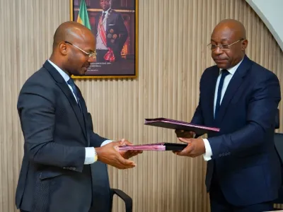 Pascal Franck Nze Ndong Nze, DG du PNPE et Jean-Bosco Obame Ndong, directeur général de l'emploi