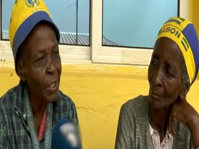 Deux octogénaires, interpellant le président de la République