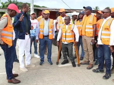 Le ministre des Travaux publics et de la Construction, Edgard Moukoumbi