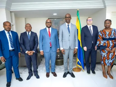 Thierry Minko, ministre de l'économie du Gabon et la délégation d’Afritac centre (FMI)