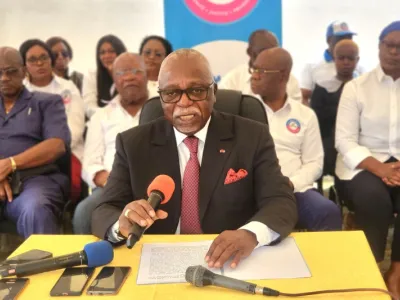 Rentrée politique des Démocrates : le président du parti, Guy Nzouba Ndama, lors de son propos