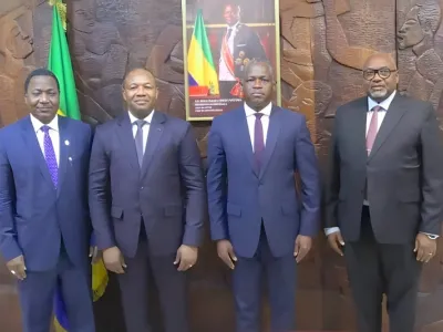 Le VPG Immongault, le ministre Mombo et la délégation du Cames