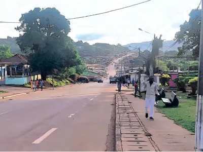 Un pan de la ville de Wongo où les blessés ont promptement été évacués