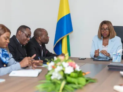 Laurence Ndong, ministre de la fonction publique