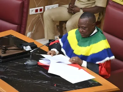 Le président de la Cour constitutionnelle, Dieudonné Aba’a Owono, proclamant les résultats des législatives des 27 septembre et 11 octobre derniers.