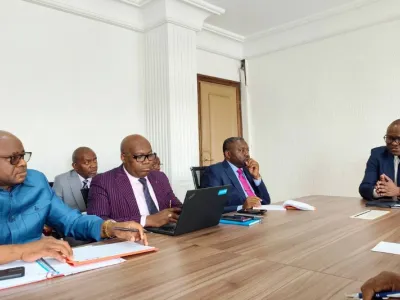 Le ministre Mamboula, lors de son échange avec le Sena et le Synetechpro