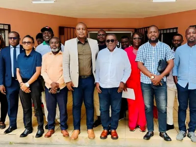 Membres de l’APIC et invités à la fin du café des médias