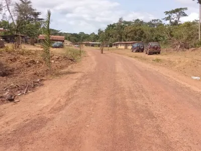 La route refaite au village Mebang.