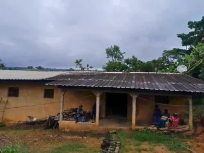Le quartier Ngobounda à Franceville, où une retraitée a été retrouvée morte à son domicile.