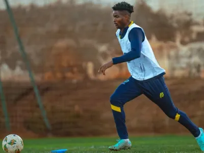 Didier Ndong, Footballeur international gabonais