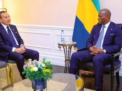 Une vue de l’entretien entre Oligui Nguema et Kamel Ghribi, président de GKSD Investment Holding.