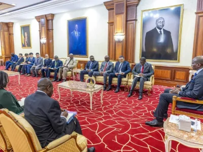 Séance de travail pour faire avancer les projets d’infrastructures routières