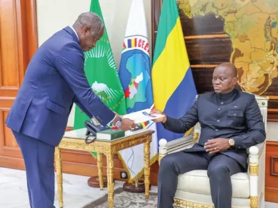 Brice Clotaire Oligui Nguema, président du Gabon et hermann Immongault, vice-président du gouvernement