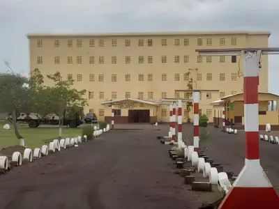 Prison de Yéné, franceville