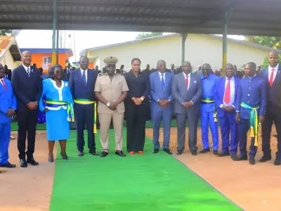 Les nouveaux responsables municipaux de Bitam et départementaux du Ntem avec les officiels