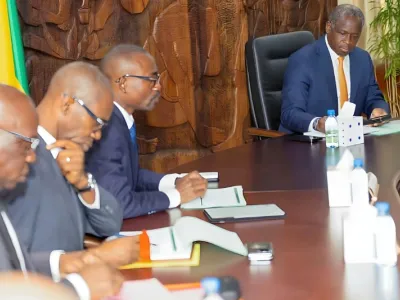 Hermann Immongault, vice-président du gouvernement en séance de travail ministérielle 