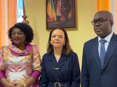 Pr Steeve Minto'o Rogombe, et du Centre national de transfusion sanguine (CNTS), Marielle Igala, ont été installés hier dans leurs fonctions respectives, à la faveur d'une cérémonie solennelle présidée par la ministre de la Santé, Pr Elsa Joséphine Nkana Ayo- Bivigou