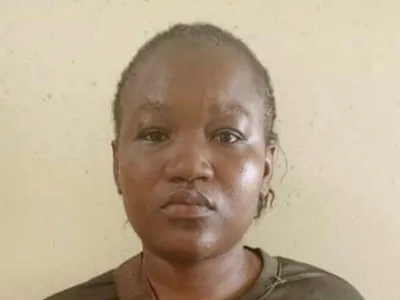 Stecinia Carlie Koumba médite sur son sort au pénitencier de Mouila. © DR