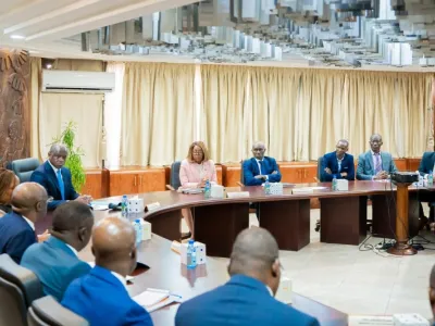 Hermann Immongault, vice-président du gouvernement gabonais et Sos éducation