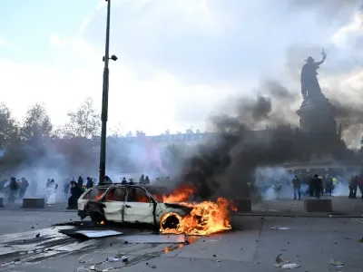Violences lors de manifestations à Paris