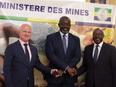 Le membre du gouvernement au terme de la réunion.