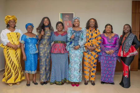 Syrielle Zora Kassa avec les autres cadres femmes de la Nyanga © DR